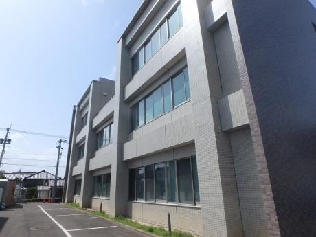 長崎地家裁大村支部庁舎外壁改修工事 – 塗装工事